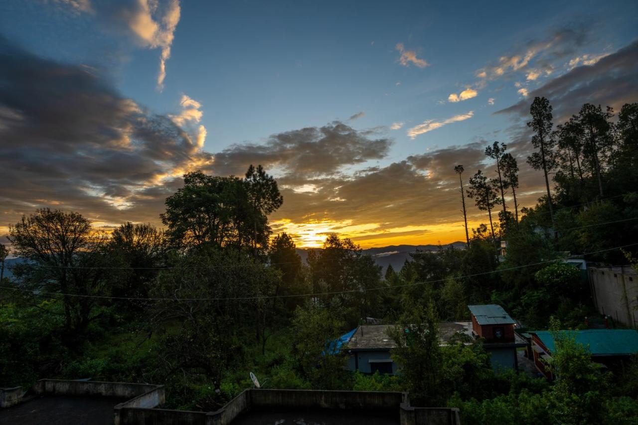 The Hosteller Kasar Devi Almora Exterior foto